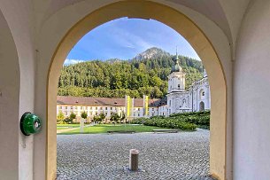 Kloster Ettal Durchblick