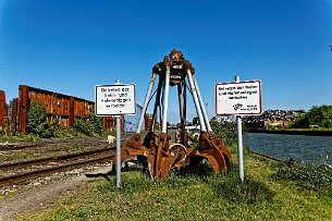 2016 05 07 061C1519 Brinker Hafen Krangreifer