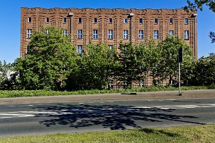 2016 05 07 061C1536 Brinker Hafen Fabrikgebäude