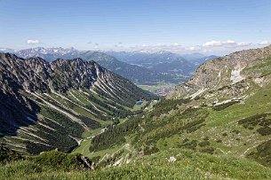 2018_06_16 5DIV1680 Panoramaweg Blick zur Seealpe