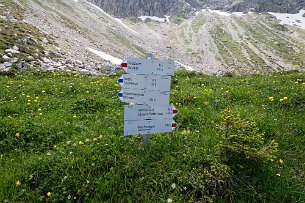 2018_06_16 5DIV1695 Wanderung Wegweiser Gaisalpe