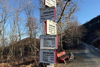 IMG_9540 Wegweiser Antoniusplatz null