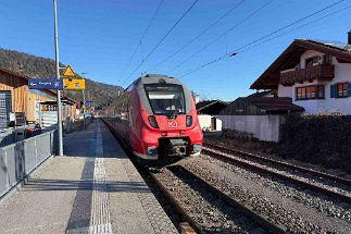 IMG_0508 Bahnhof Farchant null