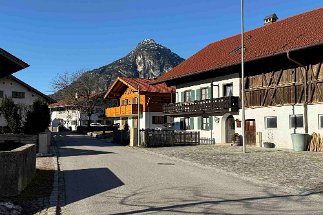 IMG_0521 Farchant Schulstraße null