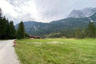 IMG_9722 Weg Ferchensee Richtung Elmau null