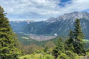 2020 07 09 IMG_2775 Blick Mittenwald