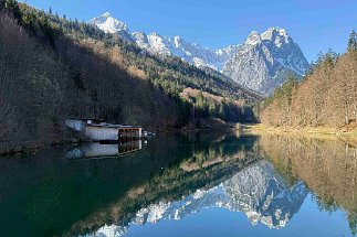 IMG_2171 Rießersee mit Zugspitzmassiv null