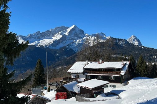 Eckbauer - Elmau - Mittenwald Winterwanderung