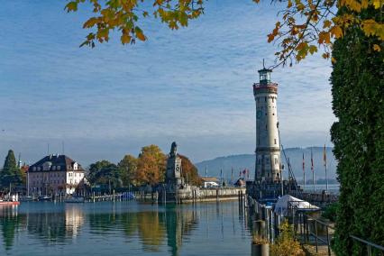 Lindau Bodensee Hafeneinfahrt
