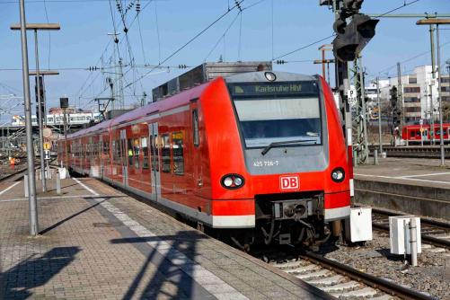 BR 425 S Bahn Rhein Neckar Triebkopf