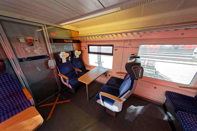 BR 440 DB Regio 1. Klasse Vierertisch