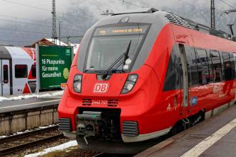 BR 442 Werdenfelsbahn Außenansicht Triebkopf