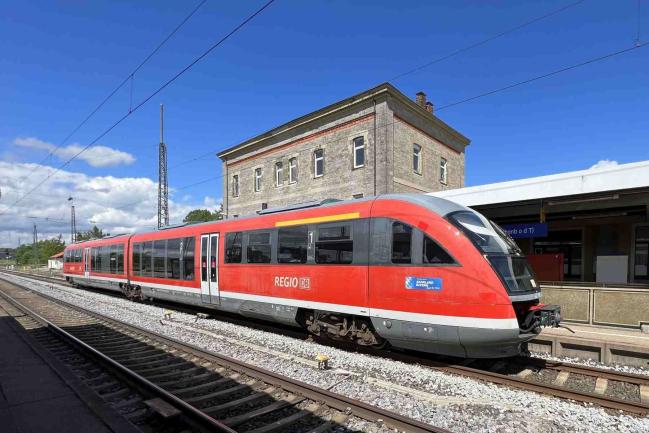 BR 642 DB Regio Außenansicht