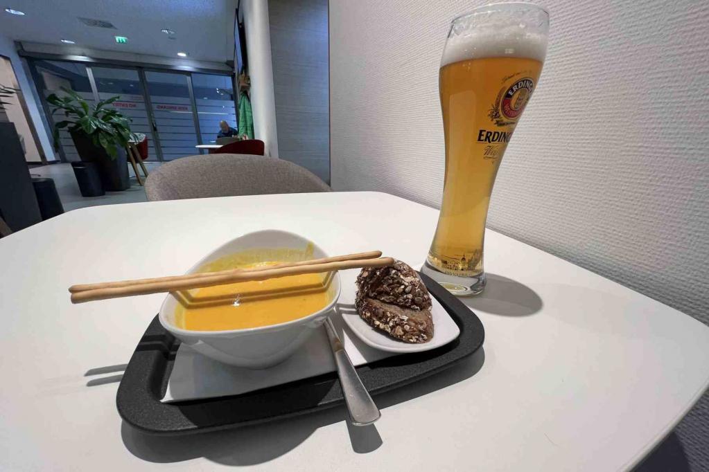 DB Premium Lounge München Speisenauswahl