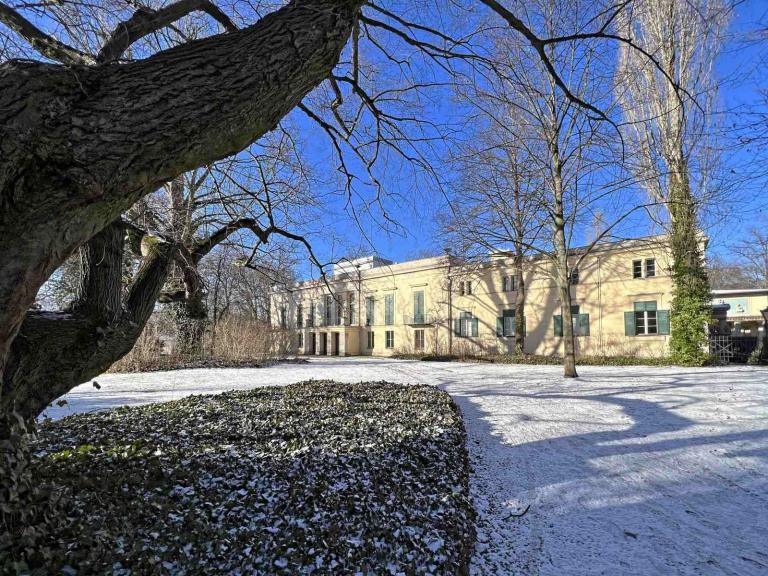 Berlin Schloss Glienicke