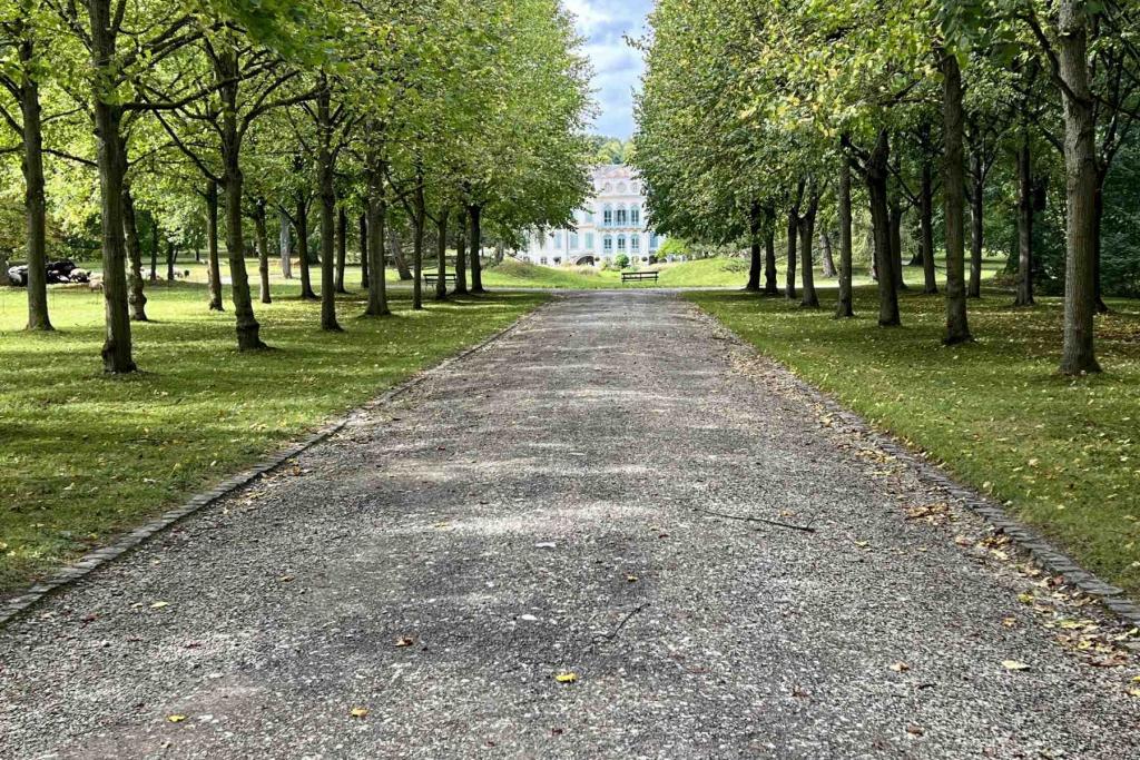 Calden Schloss Wilhelmsthal Schlosspark