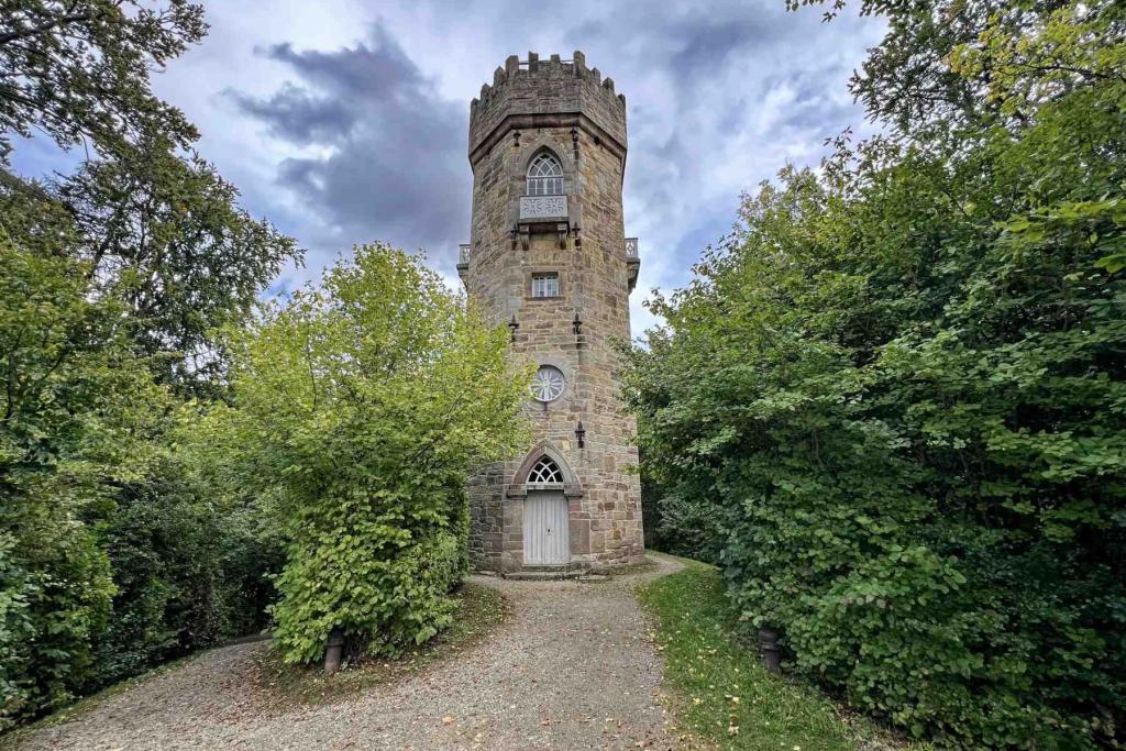 Calden Schloss Wilhelmsthal Wartturm