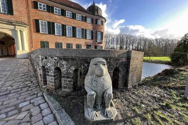 Eutin Schloss Eingangsfigur