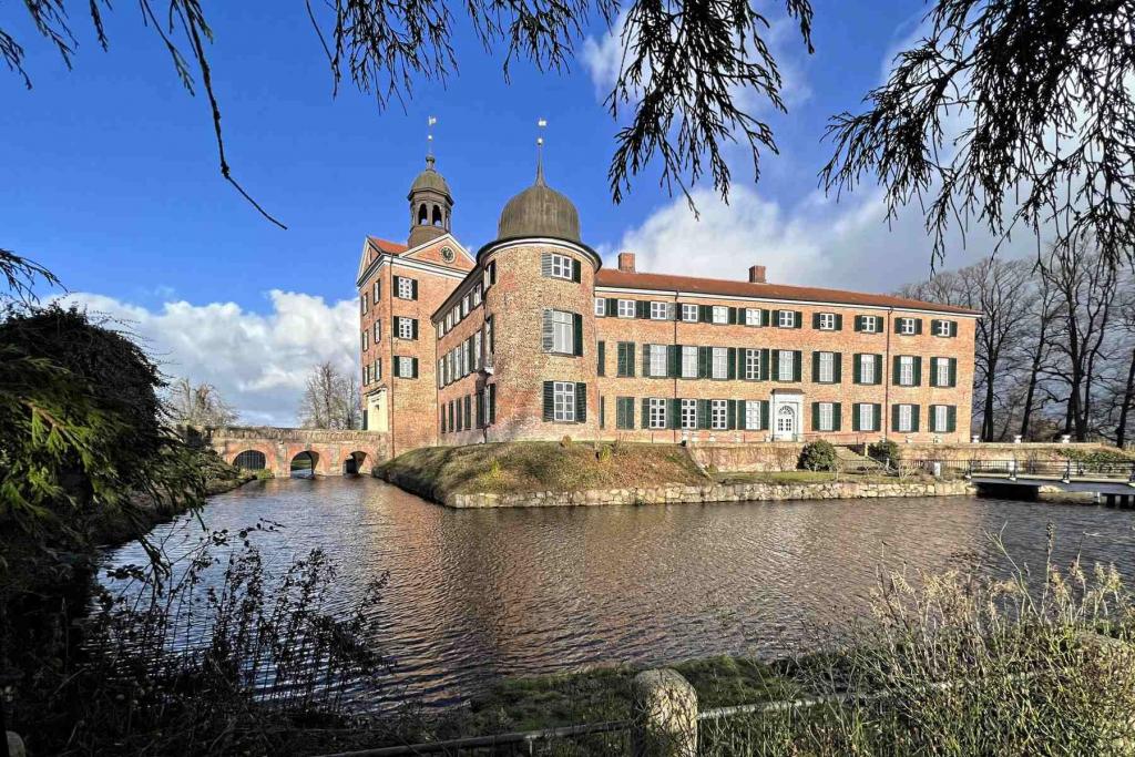 Eurin Schloss Südseite