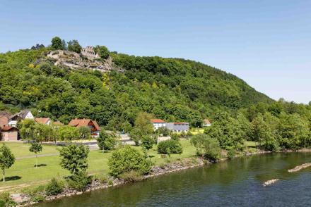 Blick auf die Karlsburg