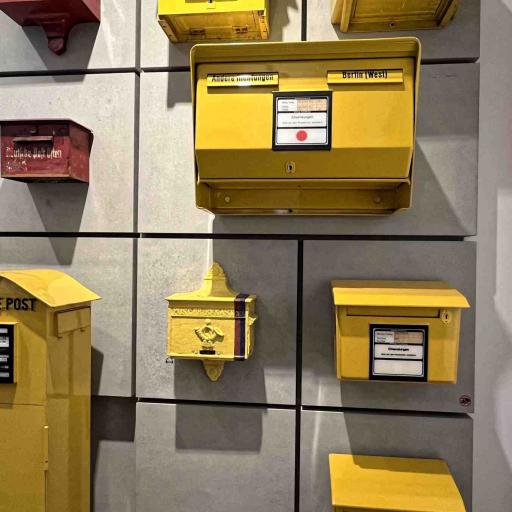 Berlin Postmuseum Briefkästen