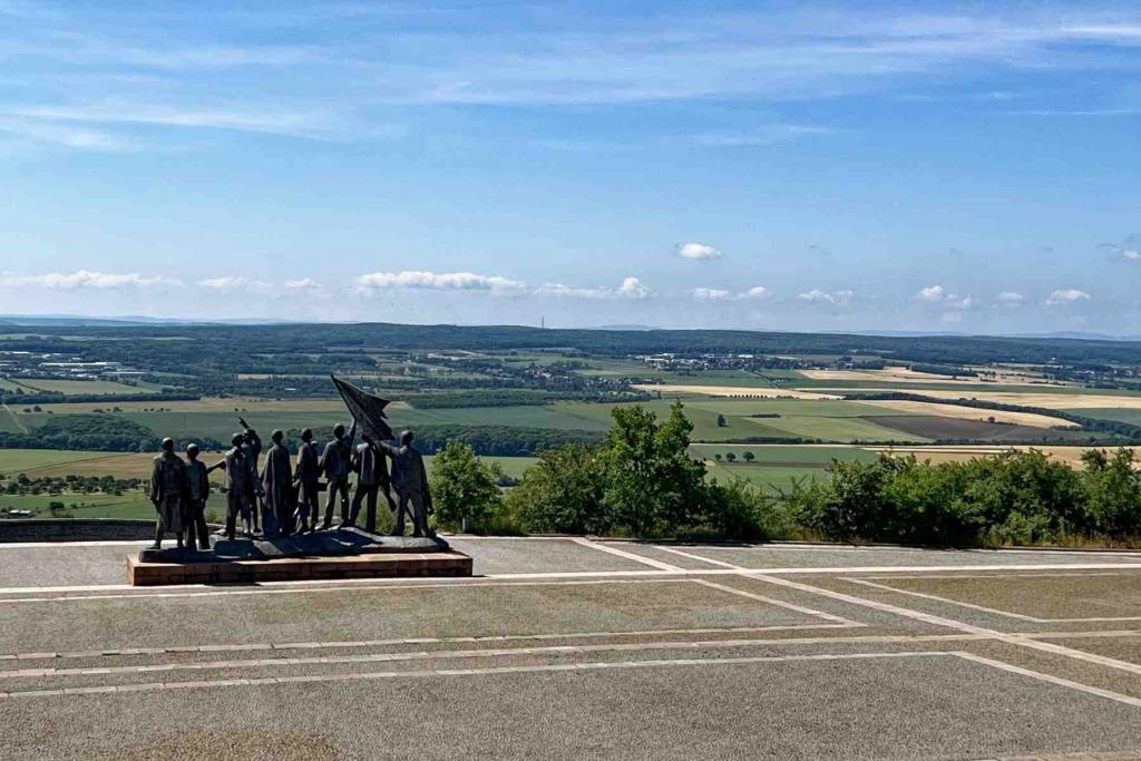 Mahnmal Glockenturm Denkmalgruppe Aussicht