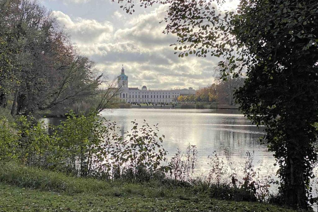 Schloss Charlottenburg Karpfenteich