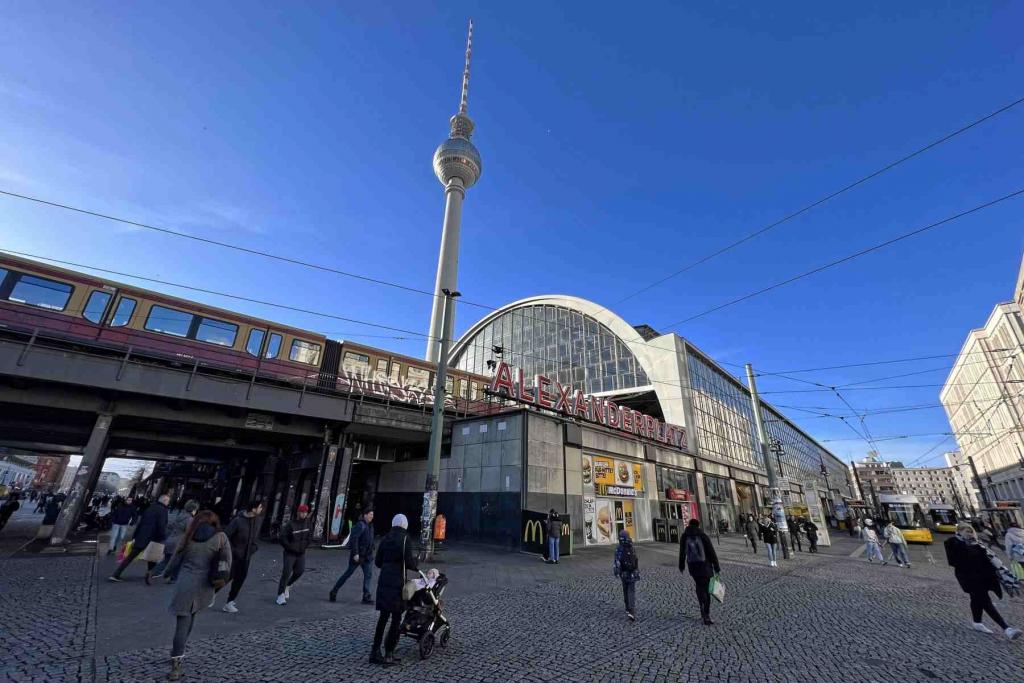 Berlin Bahnhof Alexanderplatz