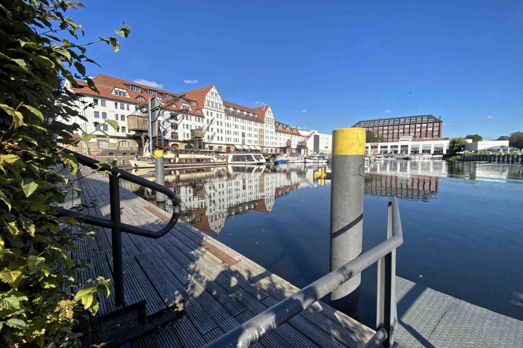 Berlin Tempelhof Hafen