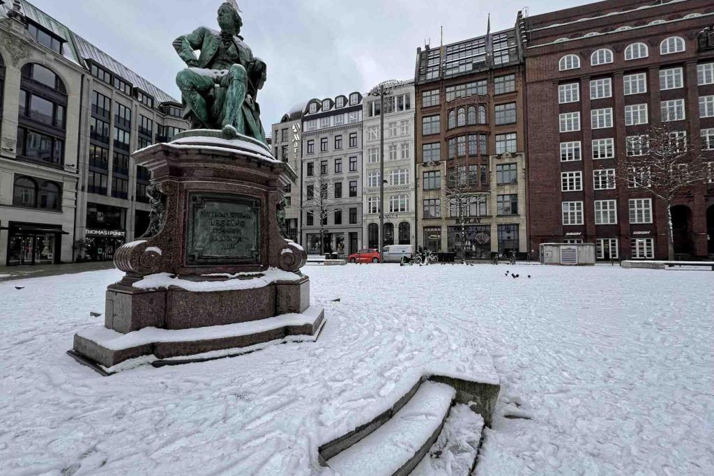 Hamburg Gänsemarkt Lessingdenkmal