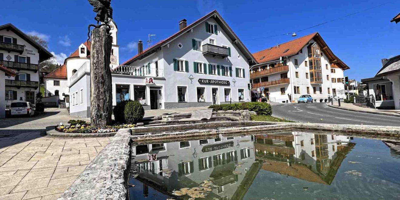 Bad Kohlgrub Dorfbrunnen