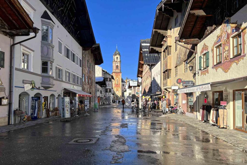 Mittenwald Obermarkt St Peter und Paul