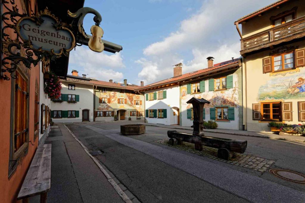 Mittenwald Geigenbaumuseum.