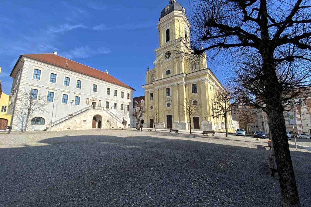 Neuburg (Donau) Kath. Hofkirche