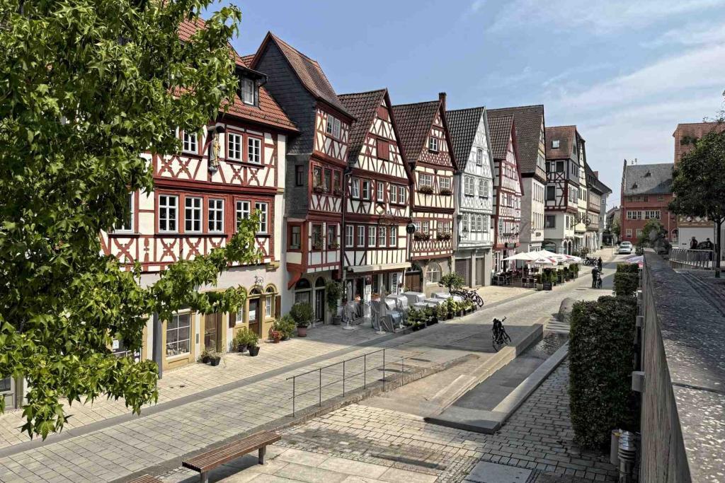 Ochsenfurt Hauptstraße Fachwerkzeile