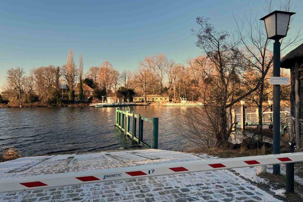 Berlin Pfaueninsel Fähranleger