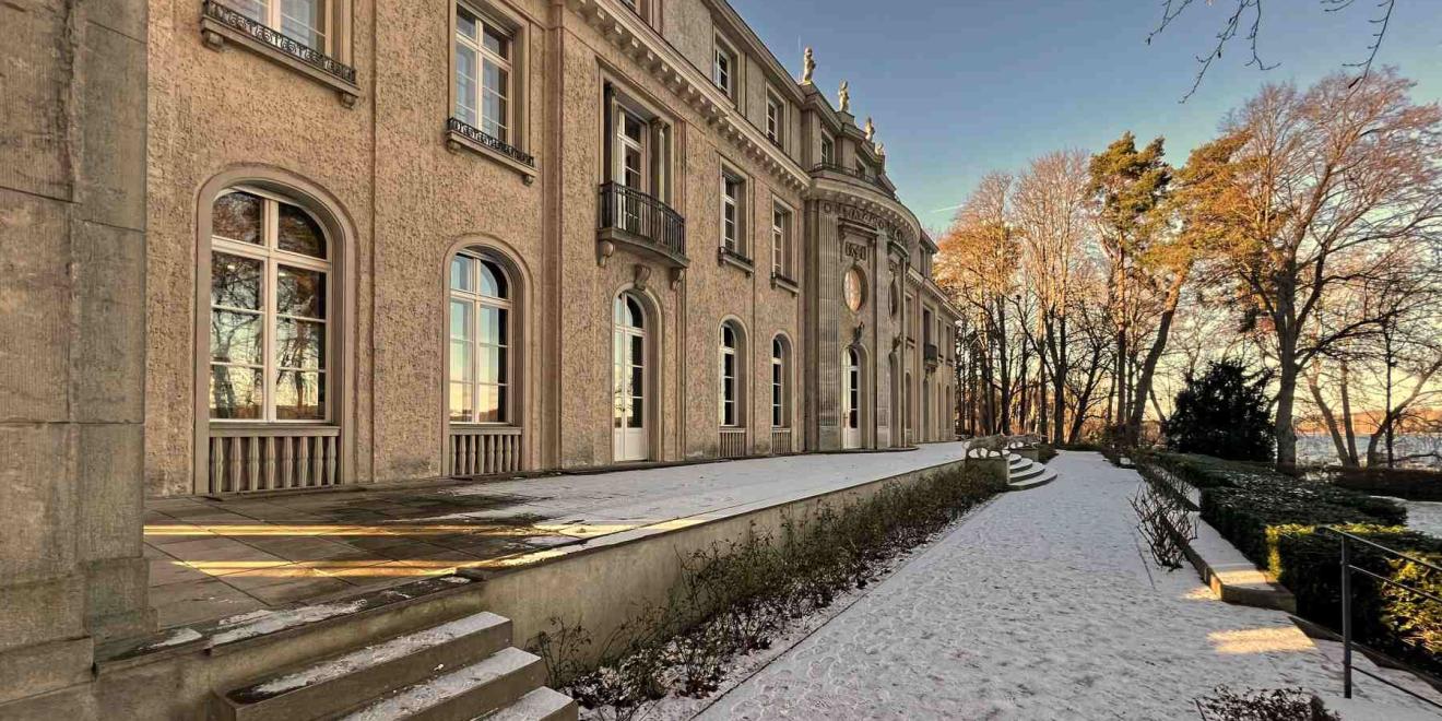 Berlin Haus der Wannseekonferenz Seeseite