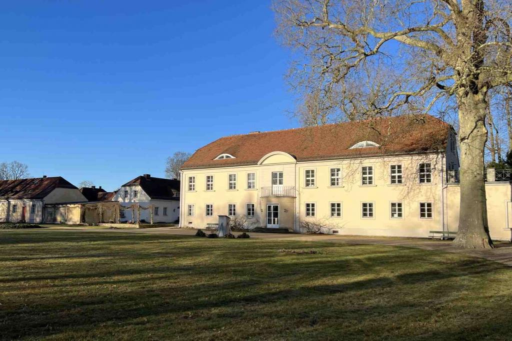 Potsdam Schloss Sacrow Südansicht