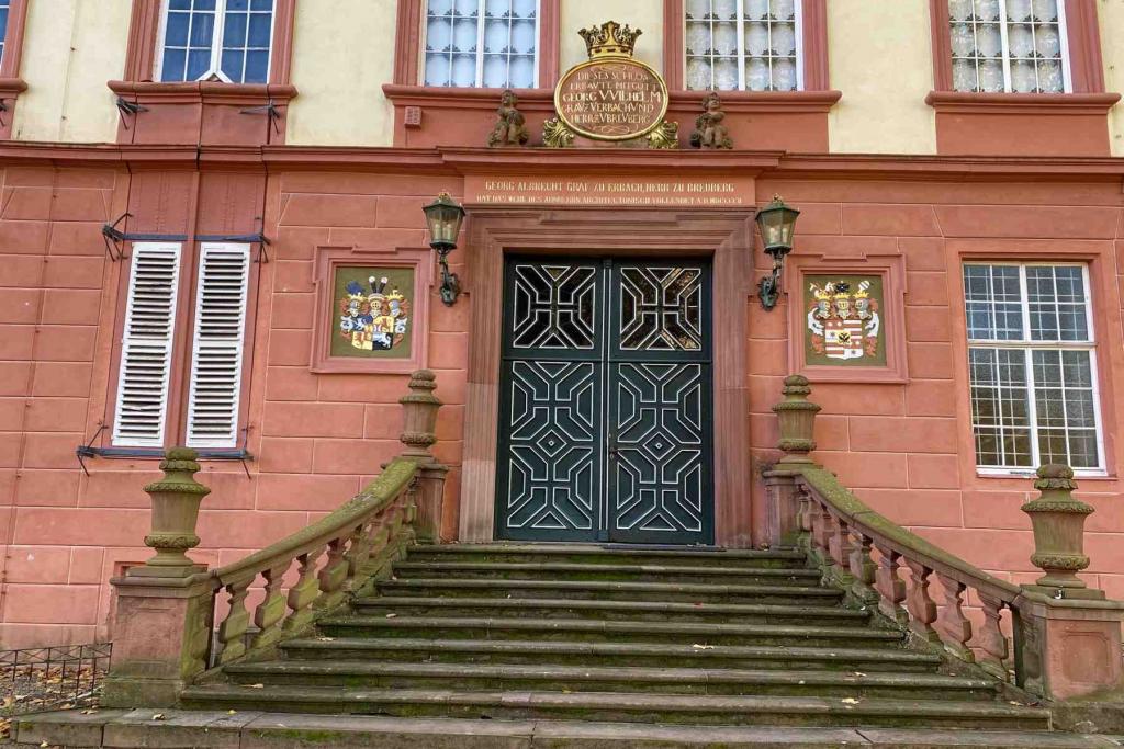 Erbach Schloss Eingang