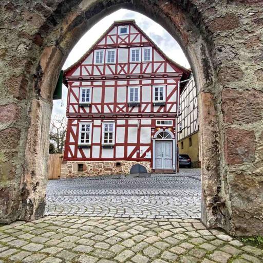 Treysa Burggasse Fachwerkhaus Durchblick
