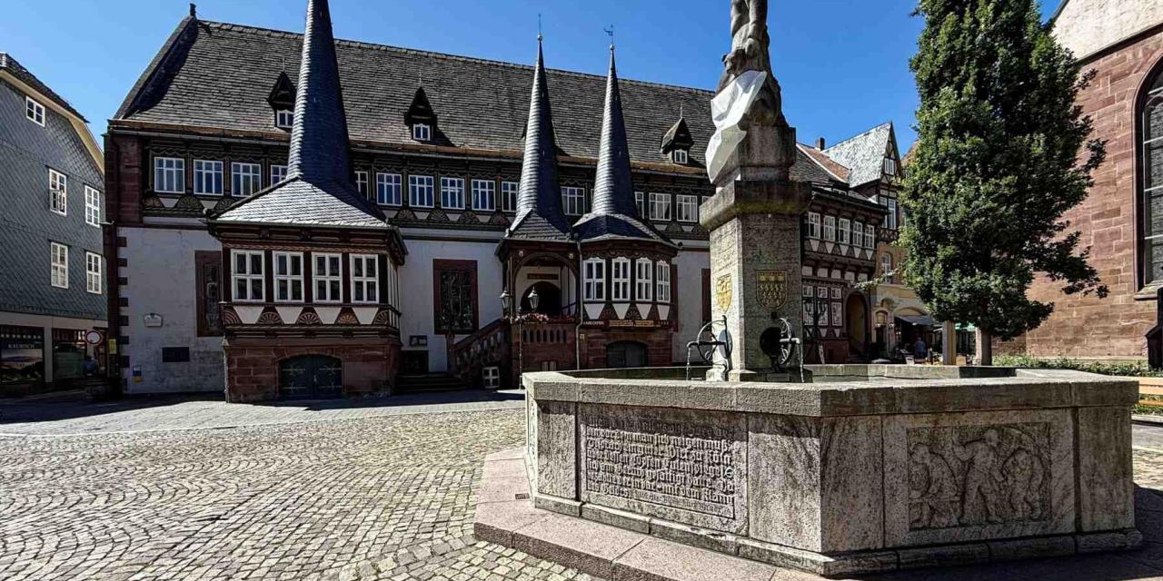 Altes Rathaus Einbeck Marktplatz