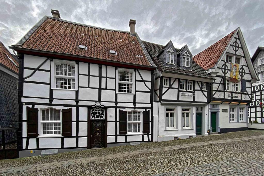 Essen Kettwig Ruhrstraße