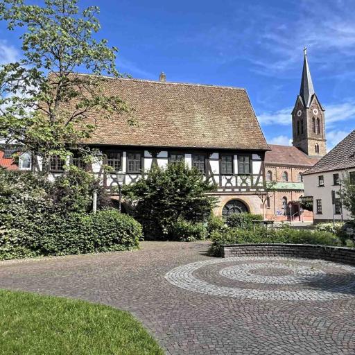 IMG_2086 Schifferstadt Altes Rathaus und St. Jakobus