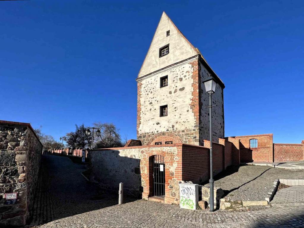 Burg bei Magdeburg Freiheitsturm Kuhturm