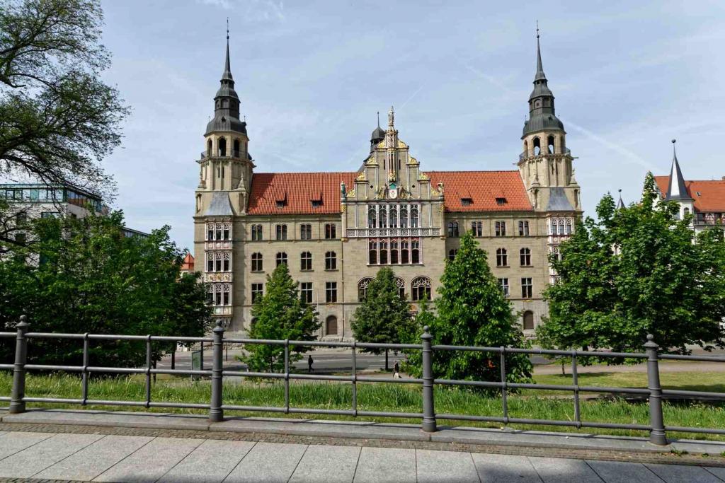 Halle Landgericht