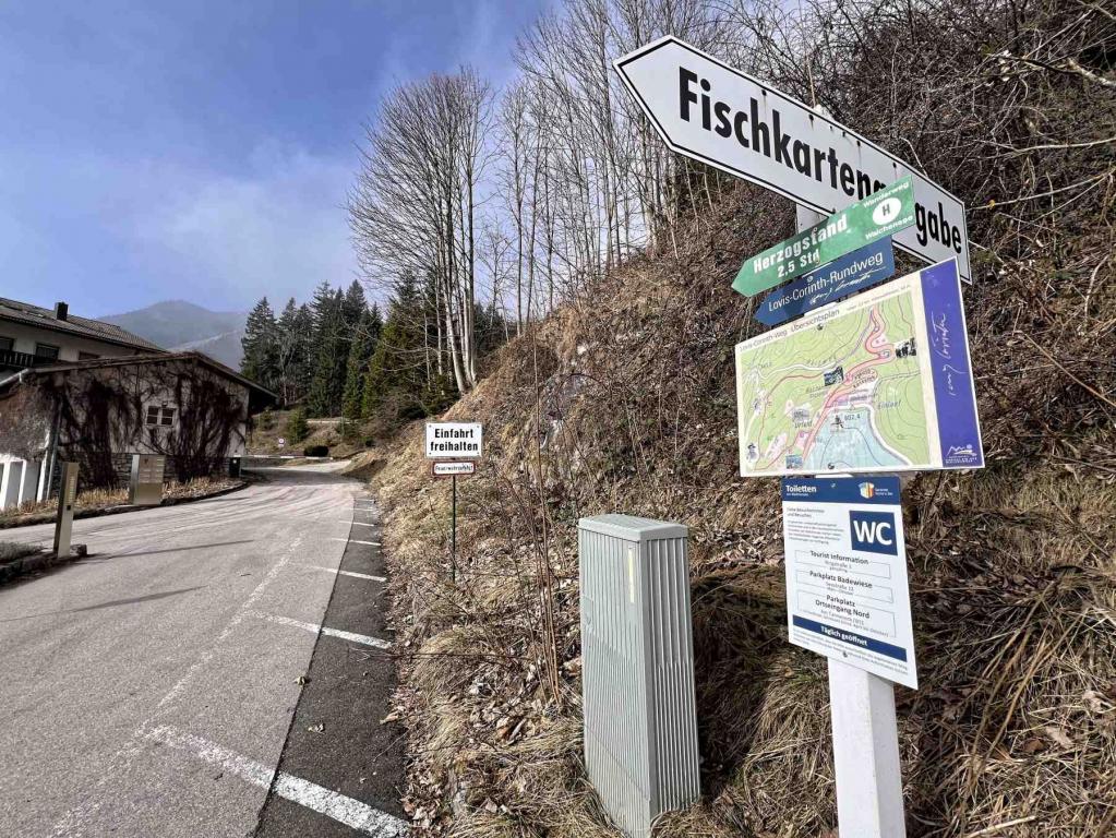 Urfeld Wegweiser