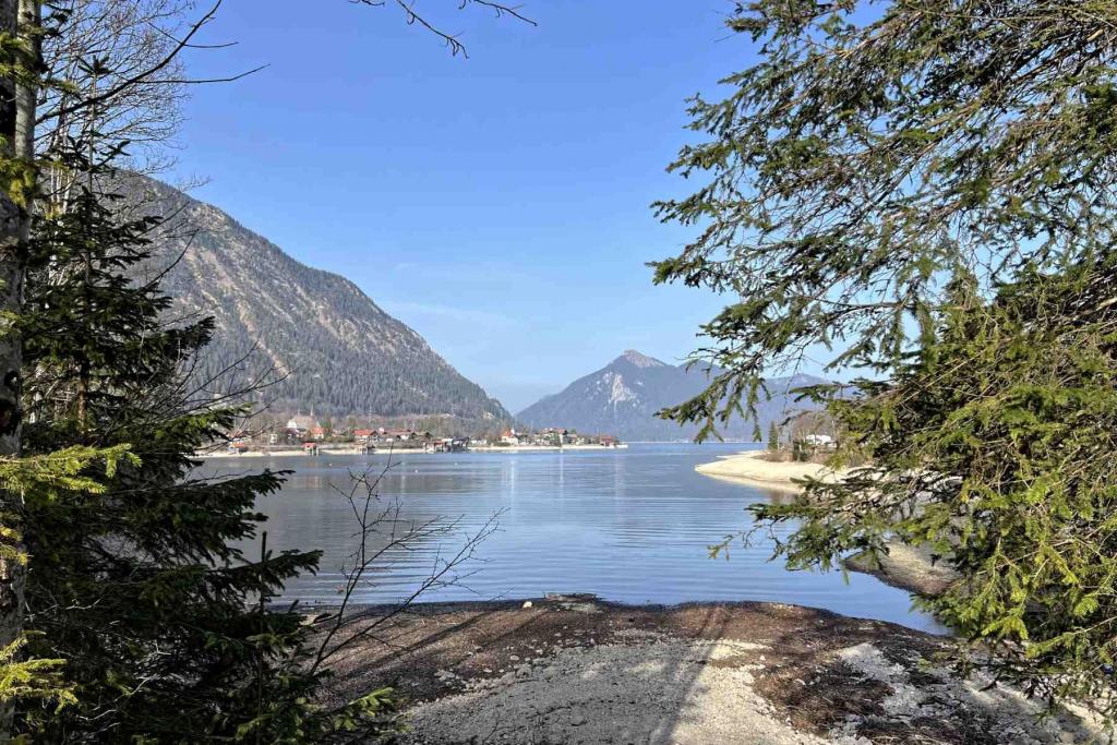 Walchensee mit Jochberg