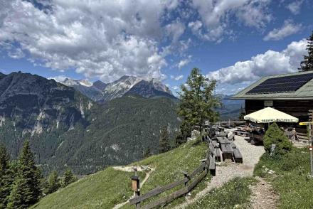 Brunnsteinhütte Mittenwald