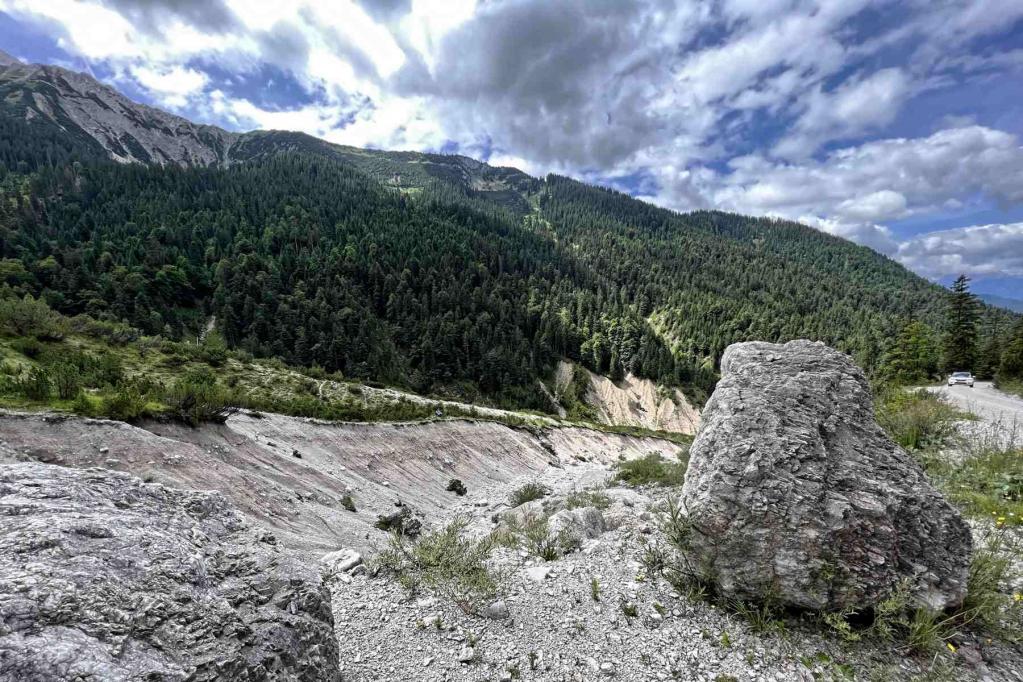 Ausblick beim Abstieg im Seinsbachtal