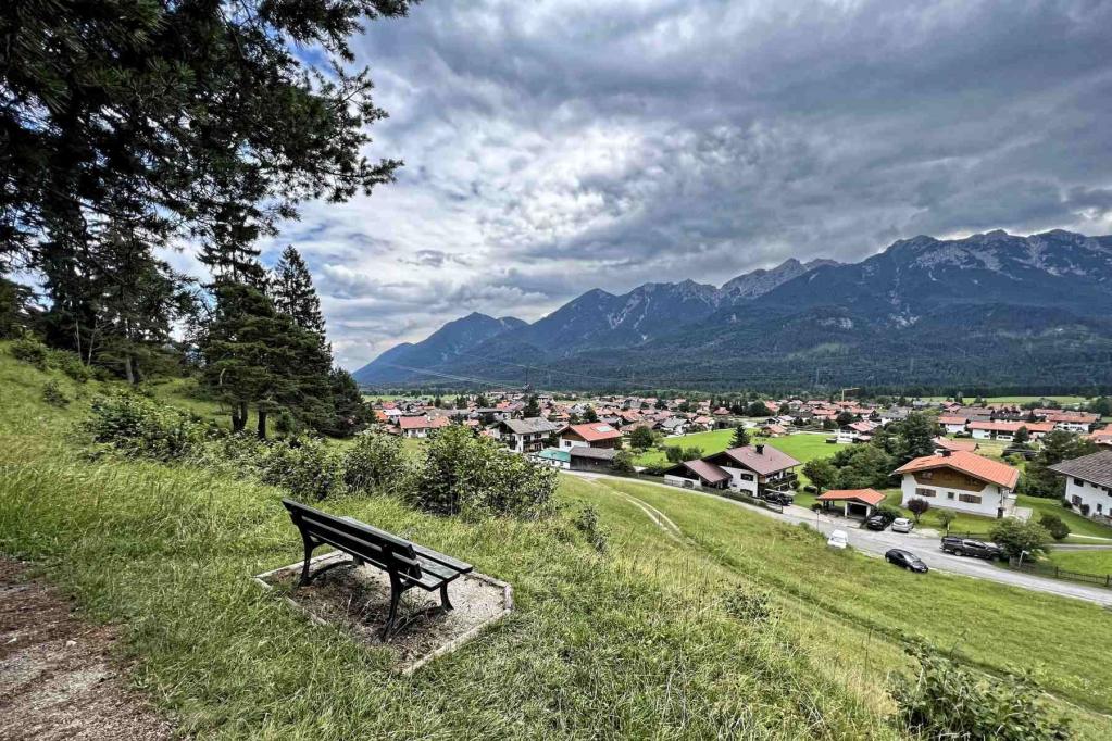 Panoramaweg Blick Wallgau